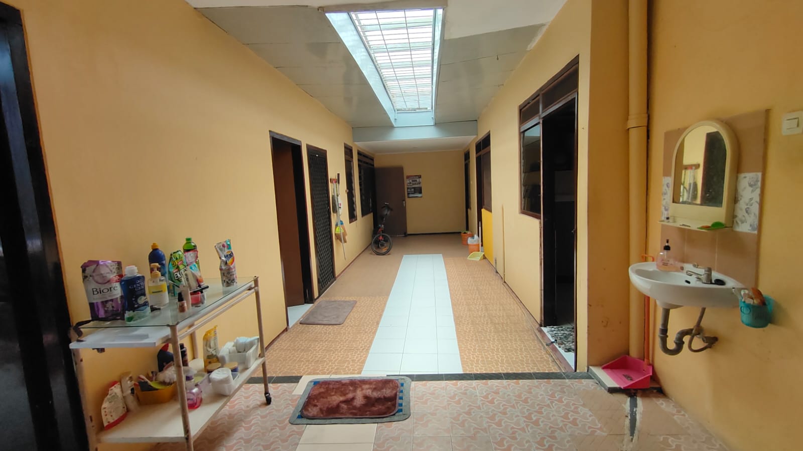 Dijual Rumah Siap Huni Lokasi Strategis di Rungkut Menanggal Harapan Surabaya Timur - Thumbnail 5