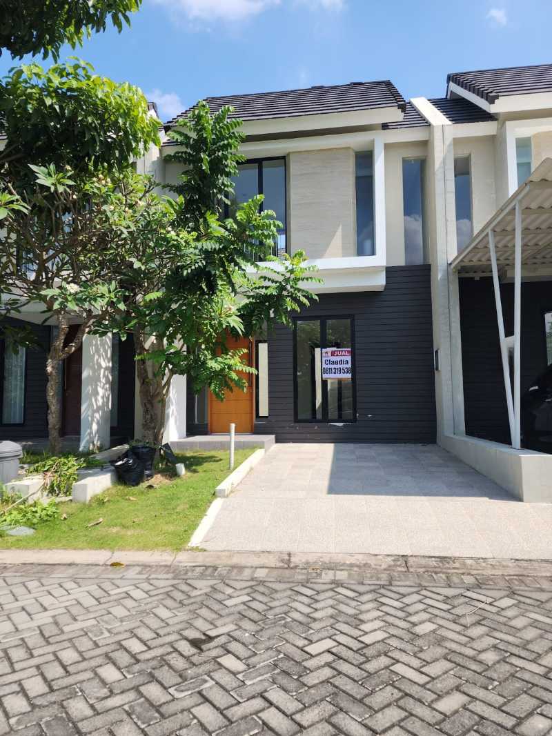 Dijual Rumah Strategis Northwest Lake Citraland Surabaya Barat - Image 1