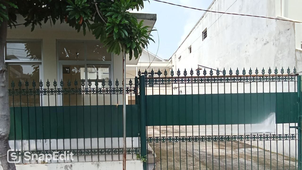 Dijual Rumah Usaha Lokasi Strategis di Gubeng Kertajaya Surabaya Timur - Image 1