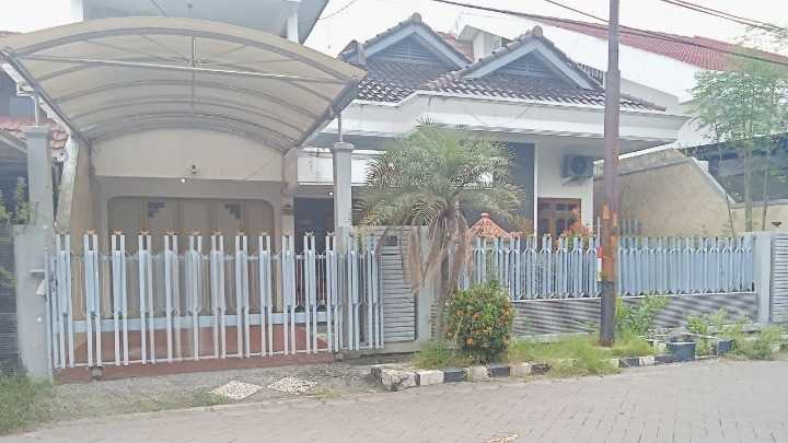 Dijual Rumah Kawasan Premium di Dharmahusada Indah Barat Surabaya Timur - Image 1