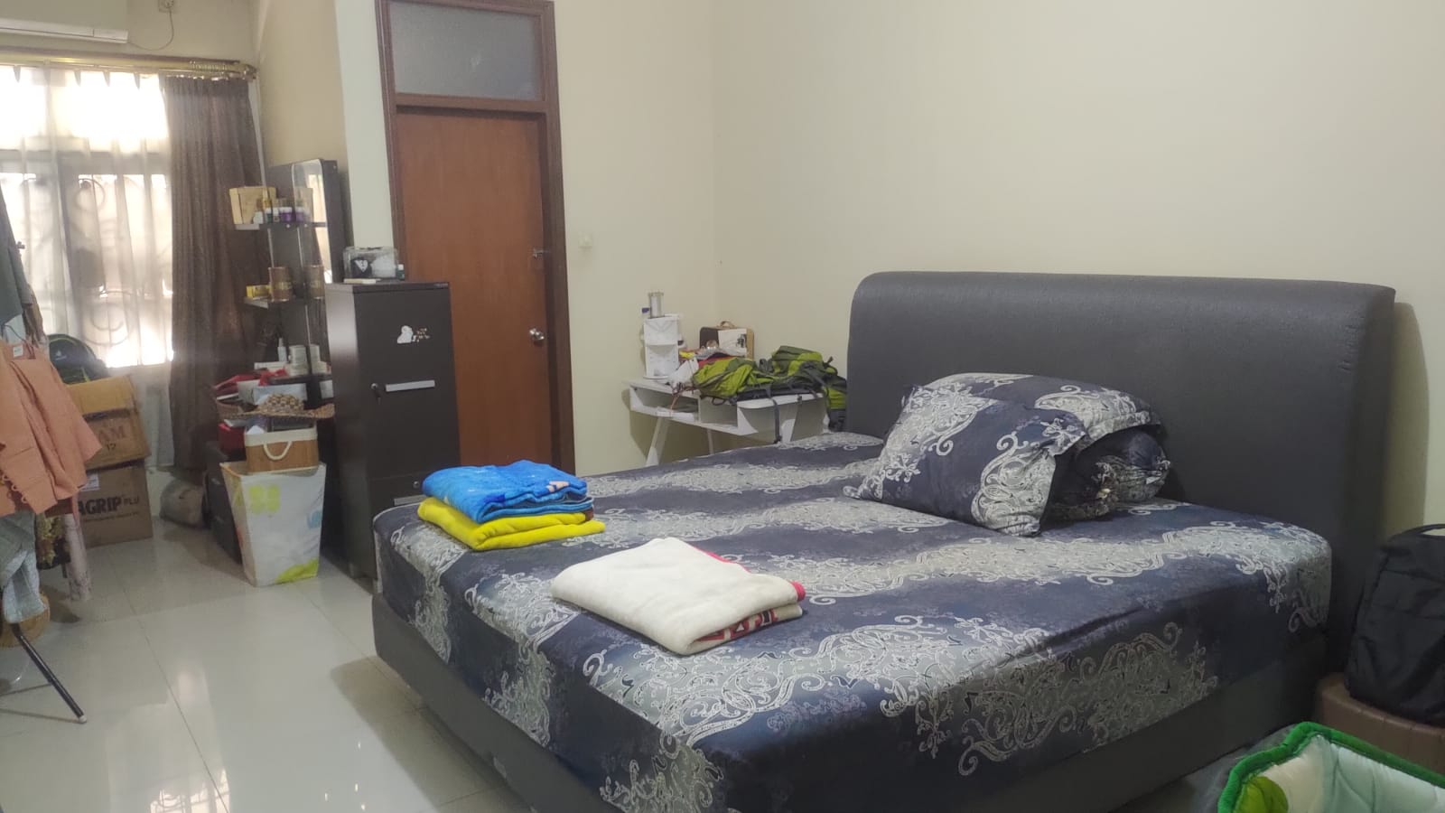 Dijual Rumah Hitung Tanah di Kawasan Eksklusif Darmo Harapan Surabaya Barat - Thumbnail 4