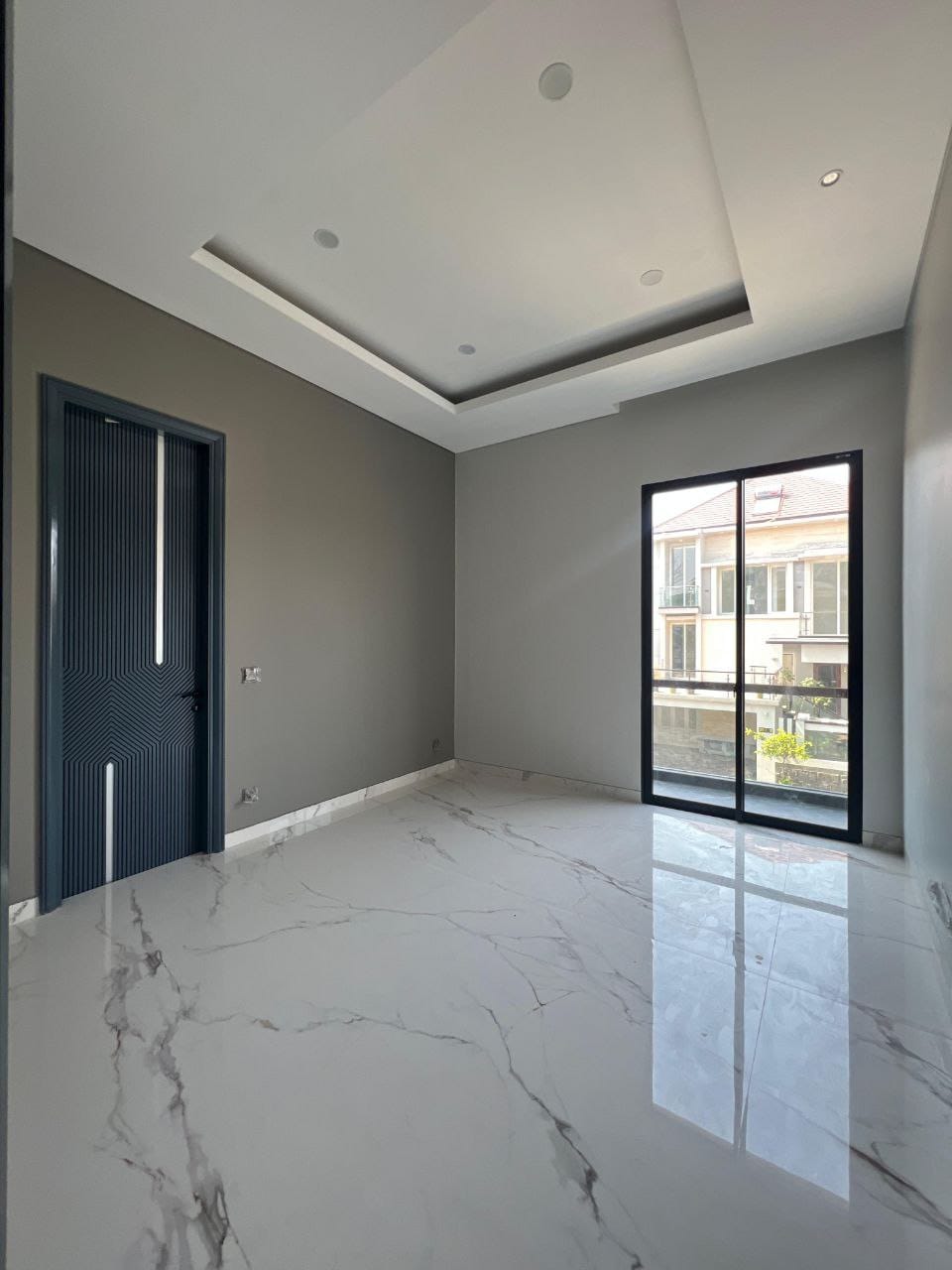 Jual Rumah Sultan Baru Gress Waterfront Citraland Surabaya Barat - Thumbnail 4