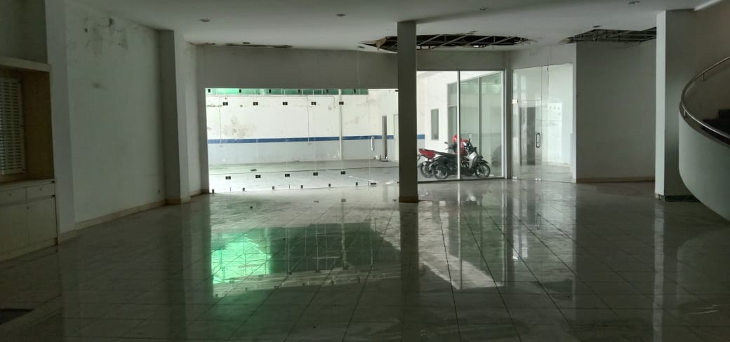 Disewakan Gedung 2 Lantai Lokasi Komersial Strategis di Mayjen Sungkono Surabaya Pusat - Thumbnail 6