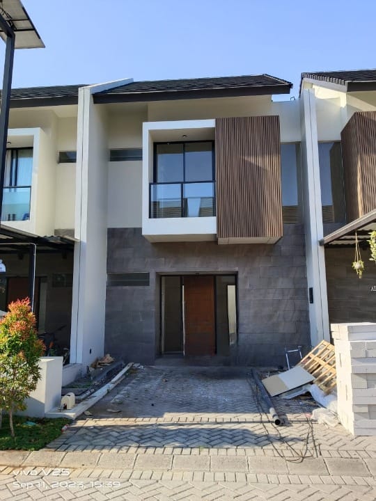 Dijual Rumah Murah Lokasi Strategis di Central Park Juanda Sedati Sidoarjo - Image 1