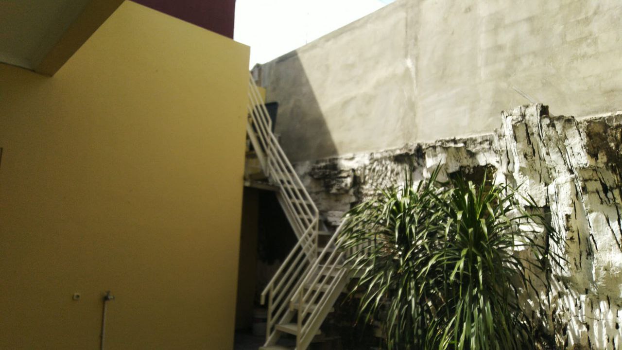 Disewakan Rumah Minimalis Lokasi di Manyar Surabaya Timur - Thumbnail 4