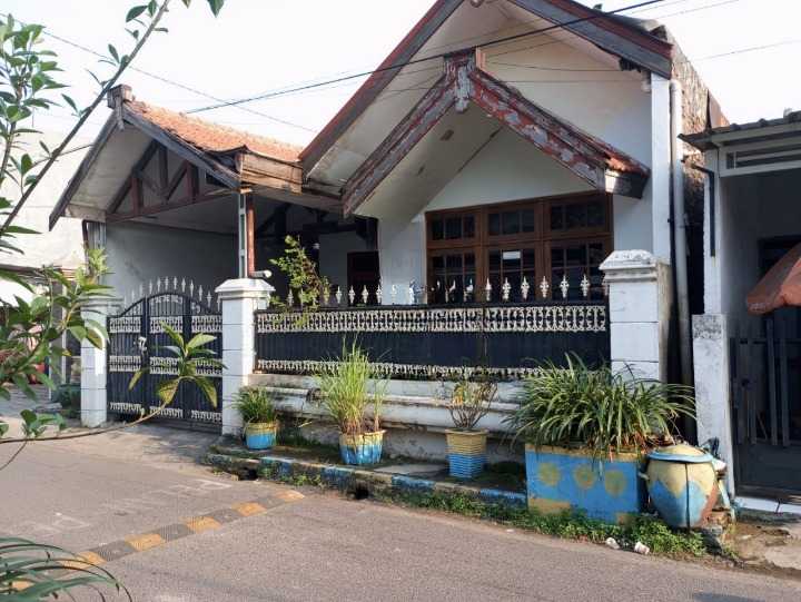Dijual Rumah Luas Strategis di Pagesangan Wilayah Surabaya Selatan - Image 1