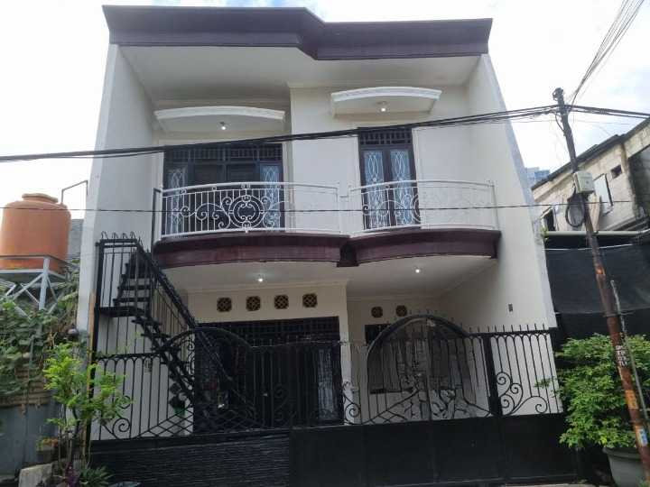 Dijual/Disewakan Rumah 2 Lantai Mewah di Pakis Tirtosari Surabaya Barat - Image 1