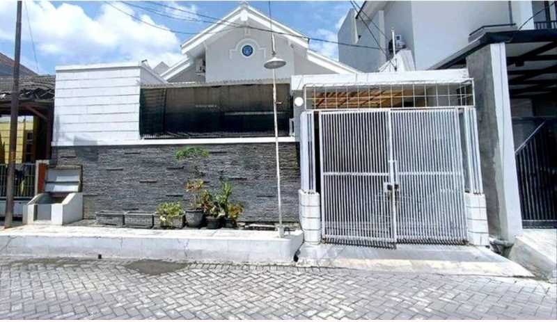 Dijual Murah Rumah di Wiguna Tengah Surabaya Timur - Image 1