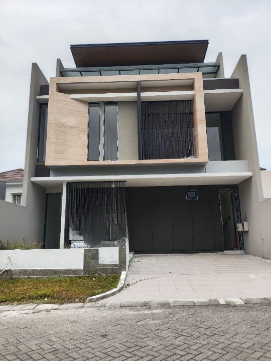 Jual Rumah Mewah 2 Lantai Crystal Golf Citraland Surabaya Barat - Image 1