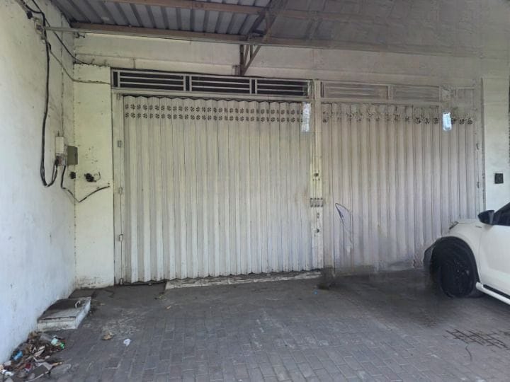 Jual Ruko 1,5 Lantai Raya Menganti Lokasi Strategis Wiyung Surabaya Barat - Image 1