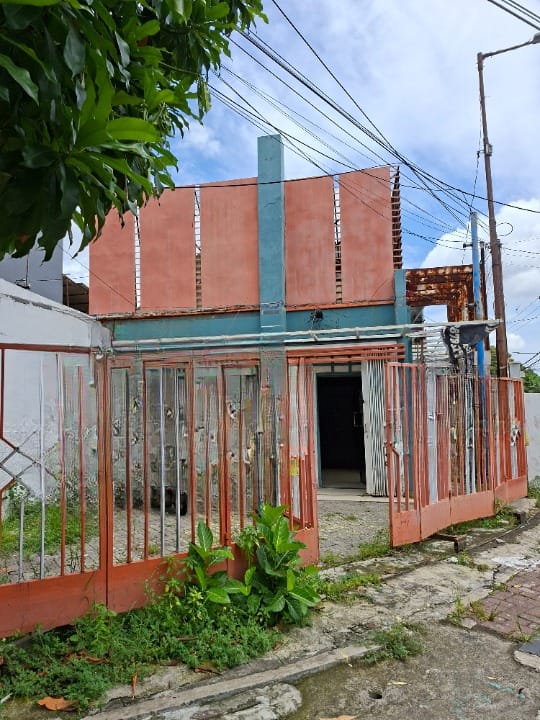 Dijual/Disewakan Rumah Usaha Hook di Nol Jalan Adityawarman Surabaya Selatan - Image 1