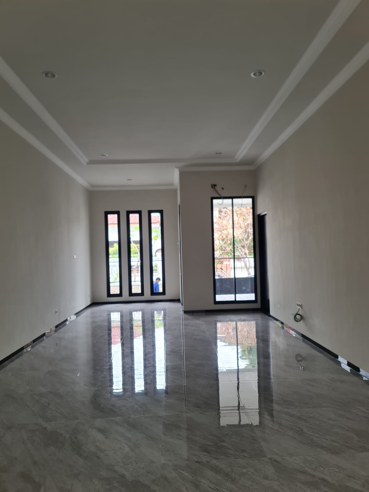 Disewakan Rumah Mewah Baru Darmo Permai Timur Surabaya Barat - Thumbnail 3