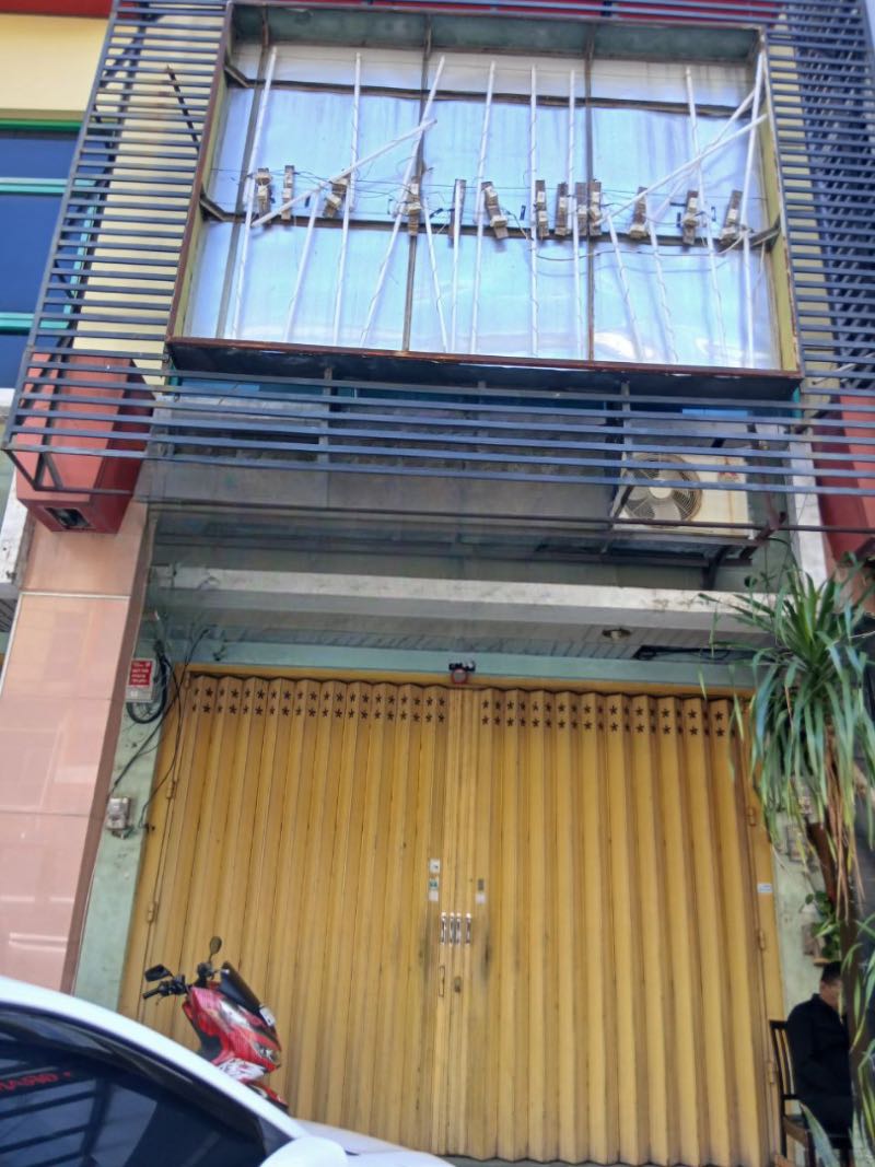 Disewakan Ruko di Golden Palace Surabaya Barat Cocok untuk Usaha - Image 1