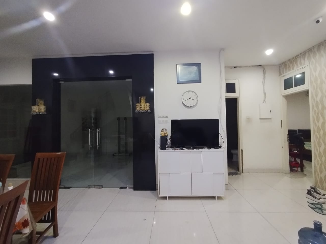 Jual Rumah Full Furnished Darmo Permai Selatan Surabaya Barat - Thumbnail 8