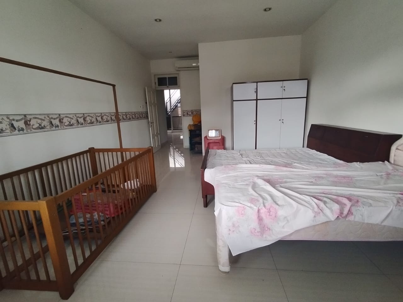 Dijual Rumah Full Furnished Darmo Permai Selatan Surabaya Barat - Thumbnail 5
