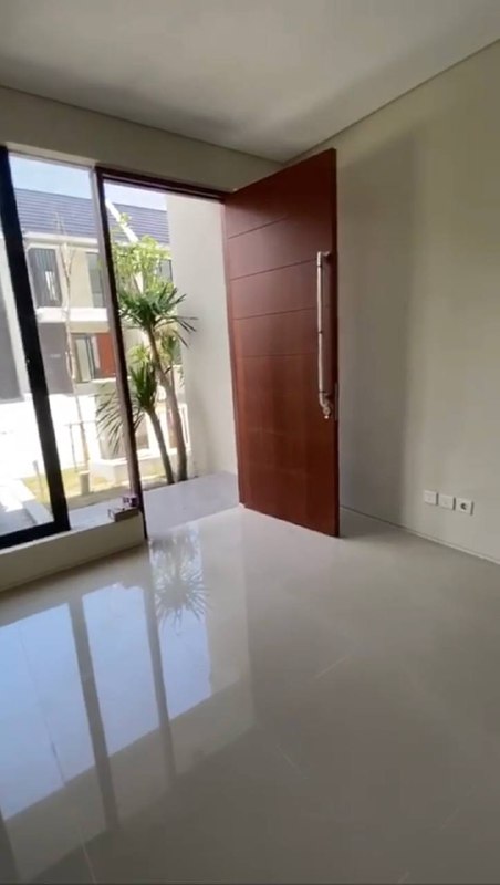 Dijual/Disewakan Rumah Siap Huni di Northwest Citraland Surabaya Barat - Image 1