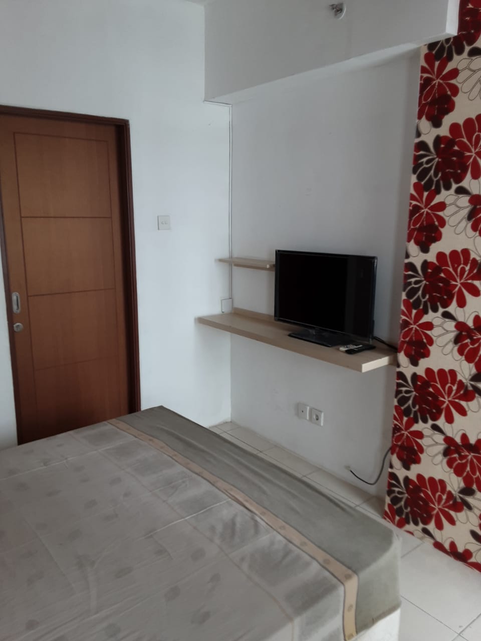 Dijual/Disewakan Apartemen Pool View dan Lokasi Strategis di Pavilion Permata Studio Surabaya Barat - Image 1