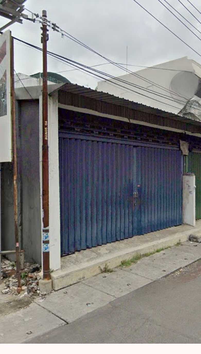 Disewakan Ruko Siap Pakai di Jalan Bunguran Surabaya Utara - Image 1