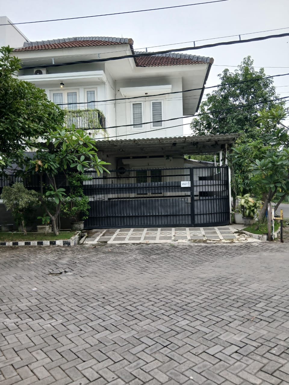 Dijual Rumah Minimalis Siap Huni Full Furnish Lokasi Strategis Sutorejo Surabaya Timur - Image 1