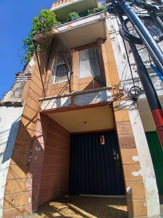 Disewakan Ruko Siap Pakai di Jalan Samudra, Surabaya Utara - Image 1