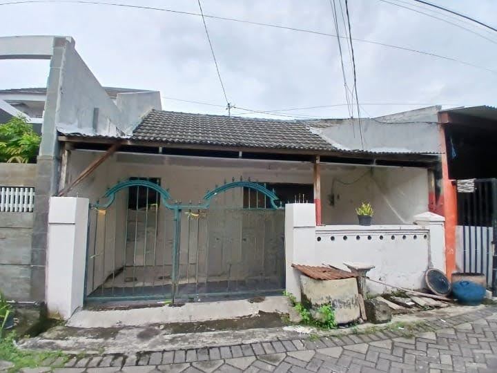 Dijual Murah Rumah di Gunung Sari Indah, Surabaya Selatan - Image 1