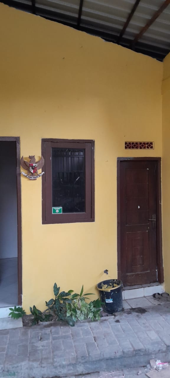 Dijual Rumah Nyaman dan Fungsional di Wiyung Surabaya Barat - Image 1