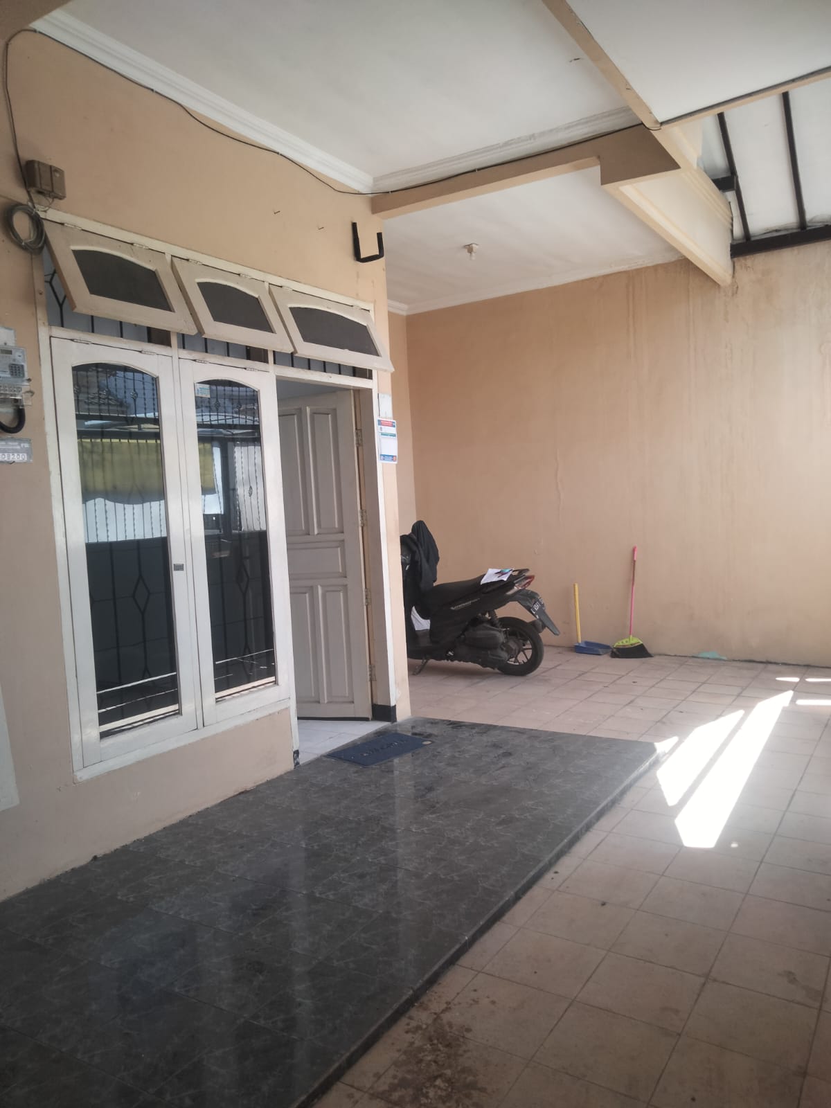Dijual/disewakan Rumah Full Bangunan Siap Huni di Wilayah Ploso Surabaya Timur - Image 1