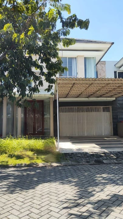 Dijual Rumah Mewah Murah di Green Lake Citraland Surabaya Barat - Image 1
