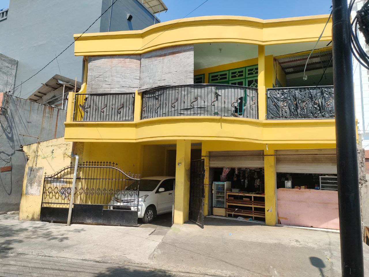 Dijual Rumah dan Kos Luas Strategis di Dukuh Pakis Surabaya Selatan - Thumbnail 2