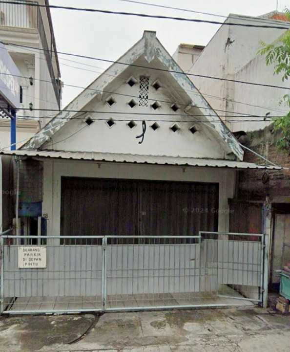 Dijual Rumah Usaha di Simokerto Surabaya Utara - Image 1