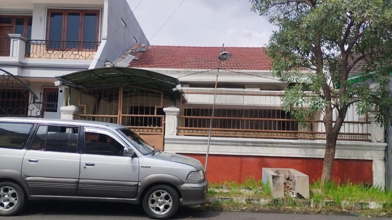 Disewakan Rumah Semi Furnish di Wisma Permai Barat Surabaya Timur - Image 1