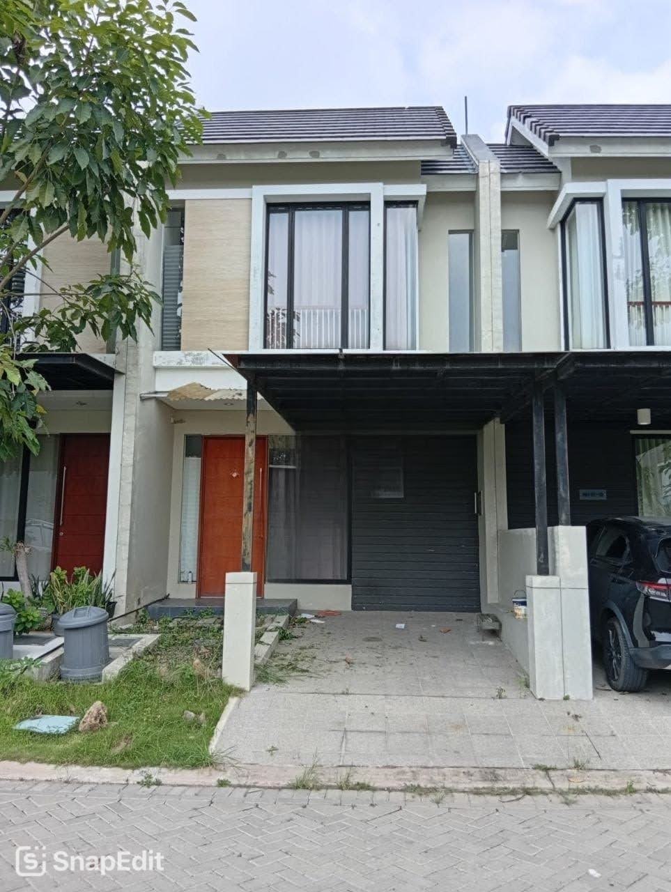 Dijual Rumah 2 Lantai di Northwest Hill Citraland Surabaya Barat - Image 1