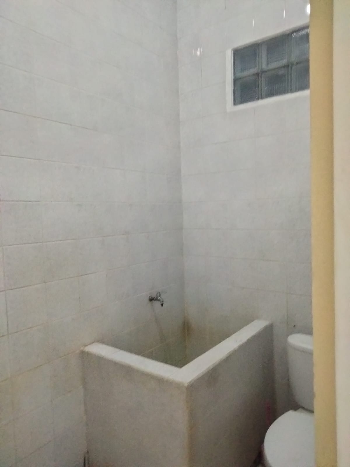 Dijual Rumah 1,5 Lantai Jalan Libra Surabaya Timur - Thumbnail 4