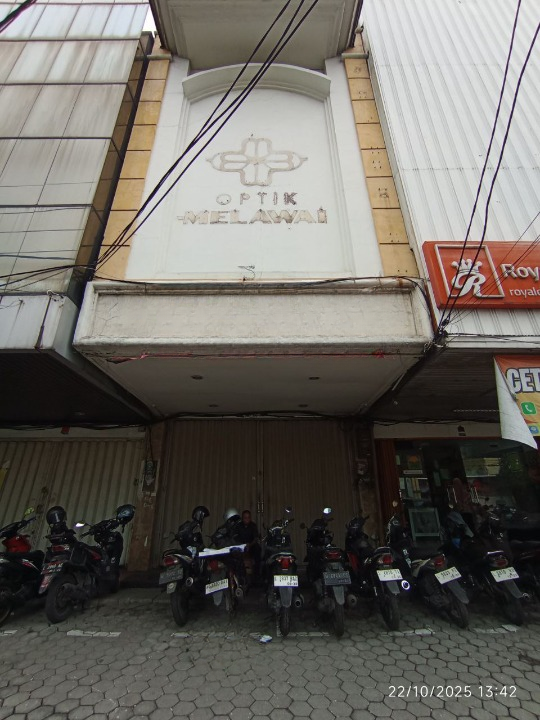 Dijual/Disewakan Ruko Strategis 3 Lantai di Rungkut Manyar Indah Surabaya Timur - Image 1
