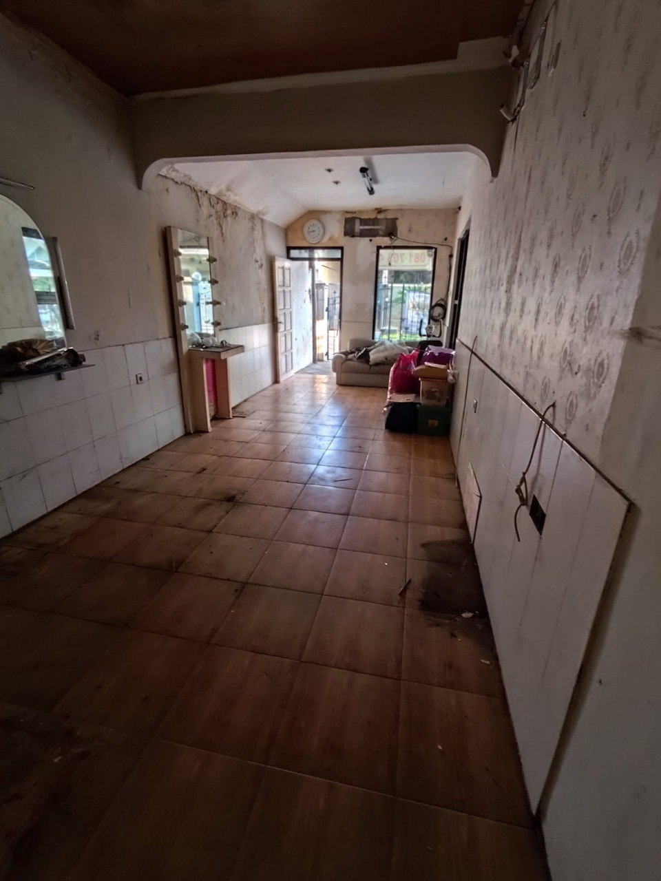 Dijual Rumah Strategis di Taman Pondok Indah Surabaya Barat - Thumbnail 2
