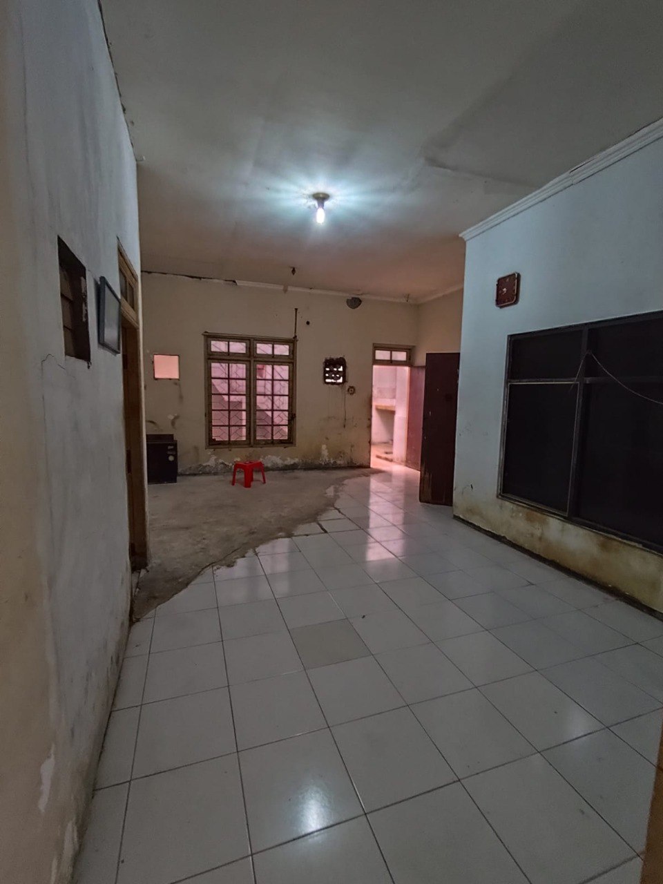 Dijual Rumah Hitung Tanah Strategis di Taman Pondok Indah Surabaya Barat - Thumbnail 2