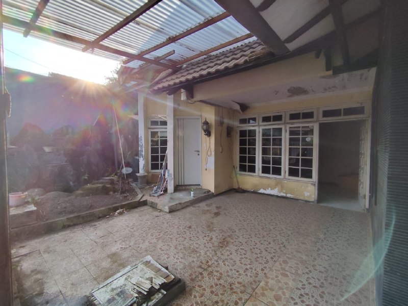 Dijual Rumah Hitung Tanah Strategis di Taman Pondok Indah Surabaya Barat - Thumbnail 3