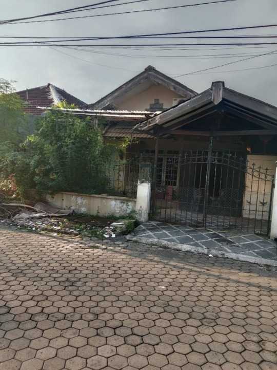 Dijual Rumah Hitung Tanah Strategis di Taman Pondok Indah Surabaya Barat - Thumbnail 4