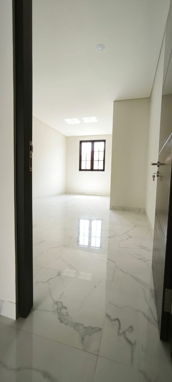 Dijual Rumah Baru Gress 2 Lantai  Lokasi Strategis  di Lebak Jaya Surabaya Timur - Thumbnail 3