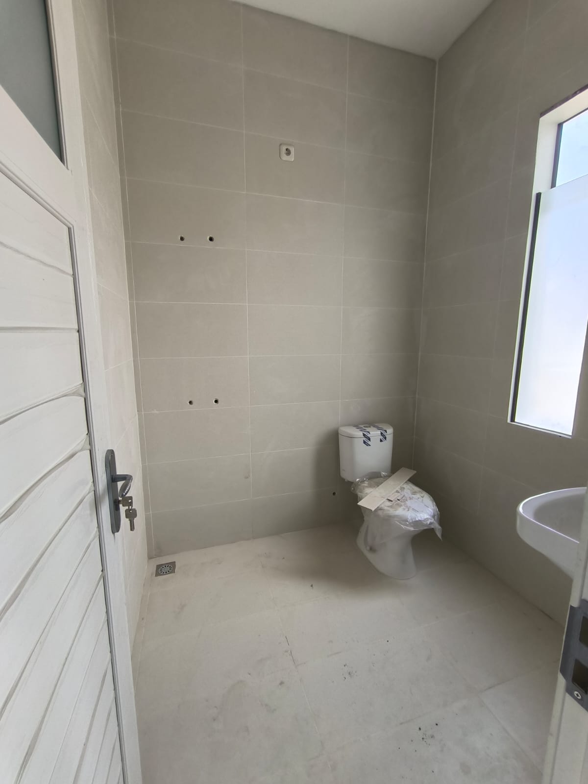 Dijual Rumah 2 Lantai Strategis di Wilayah Lebak Arum Surabaya Timur - Thumbnail 5