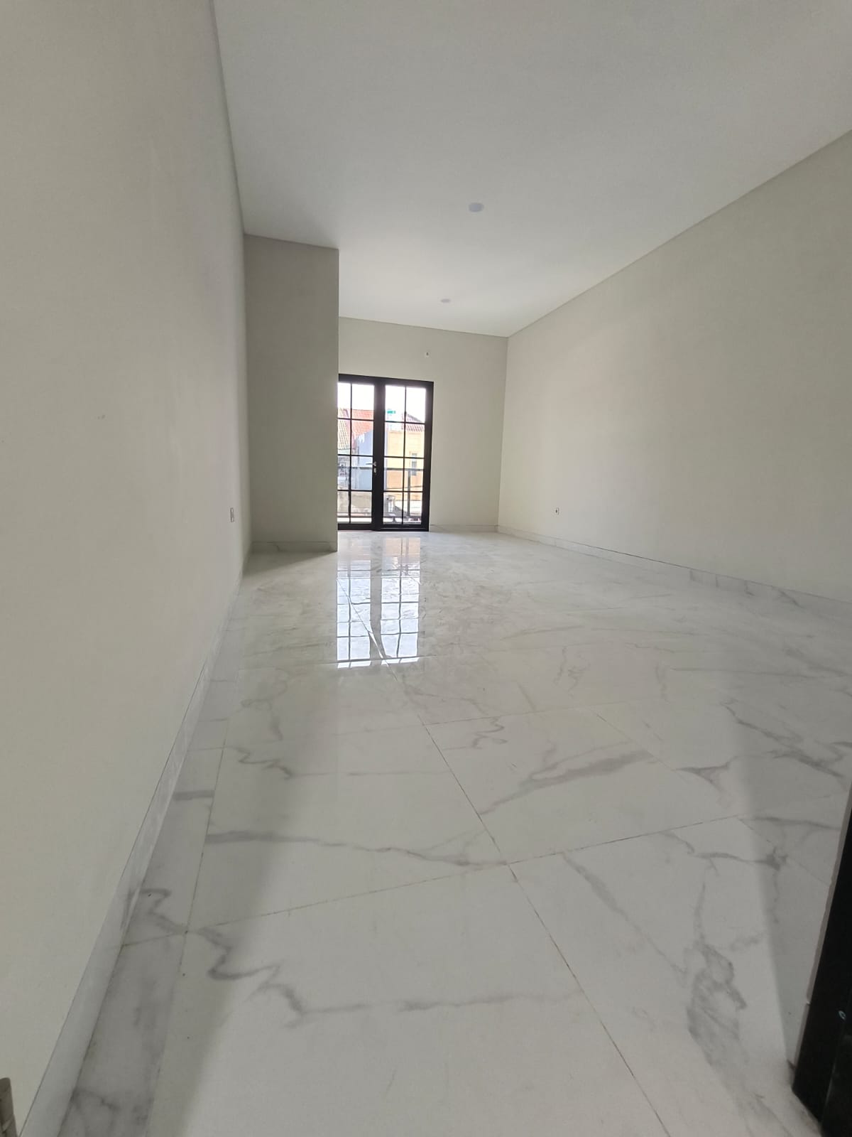 Dijual Rumah 2 Lantai Baru Gress di Lebak Arum Surabaya Timur - Thumbnail 2