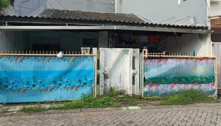 Dijual Rumah Siap Huni Strategis di Manyar Jaya Surabaya Timur - Image 1