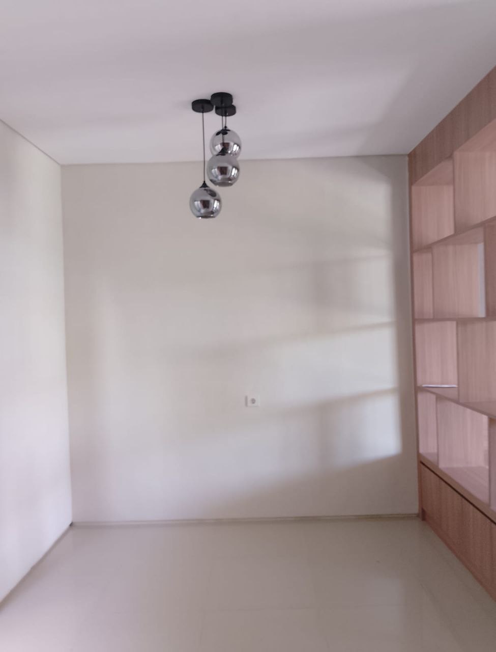 Dijual Rumah Full Furnish Siap Huni yang Berlokasi di Kawasan Citraland Northwest Surabaya Barat - Thumbnail 4