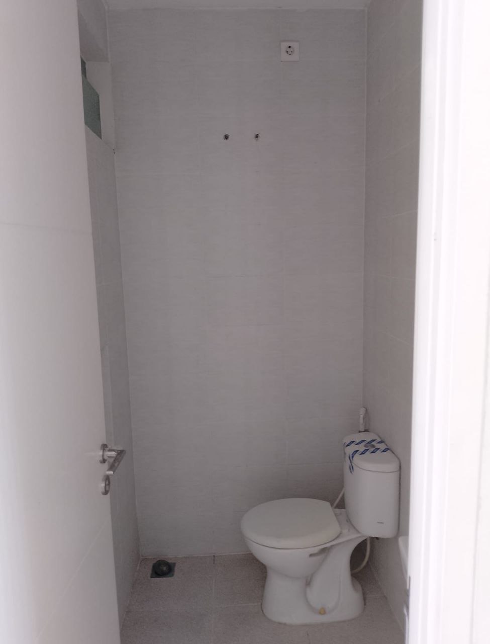 Dijual Rumah Full Furnish Siap Huni yang Berlokasi di Kawasan Citraland Northwest Surabaya Barat - Thumbnail 6