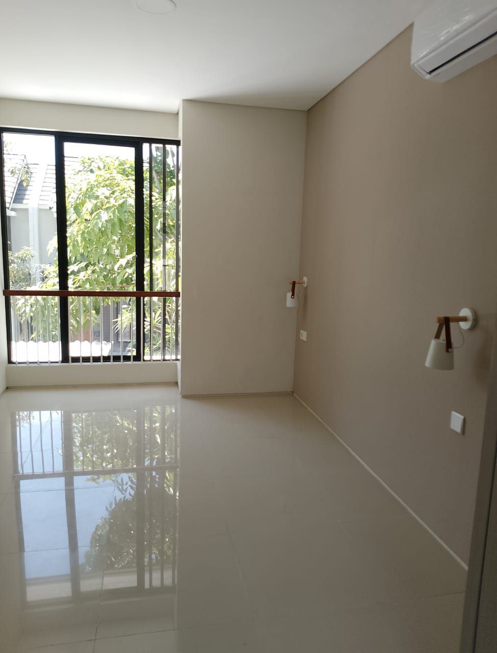 Dijual Rumah Siap Huni Northwest Citraland Surabaya Barat - Thumbnail 2