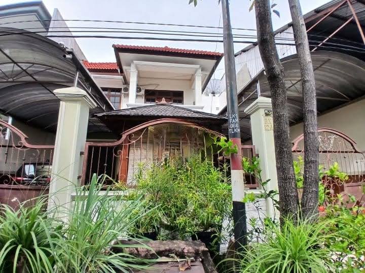 Dijual Murah Rumah 2 Lantai Siap Huni di Boulevard Taman Pondok Indah Wiyung Surabaya Barat - Image 1