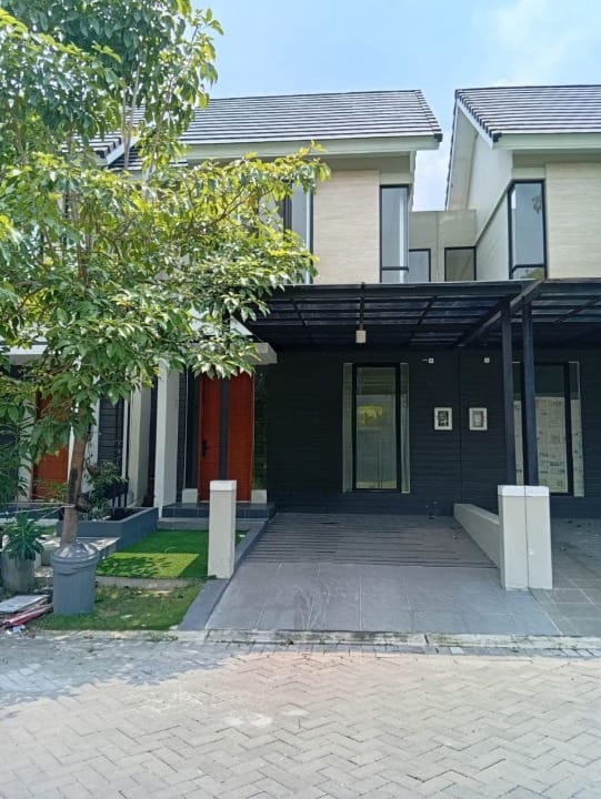 Dijual Rumah Siap Huni di Northwest Central Citraland Utara Surabaya Barat - Image 1