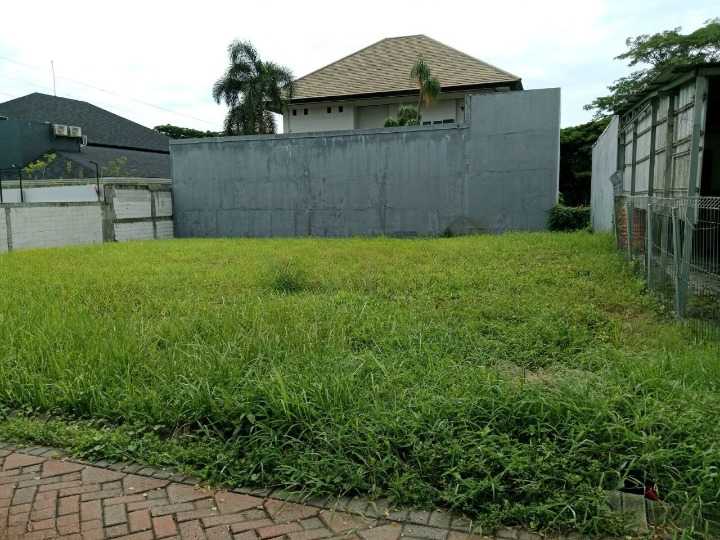 Dijual Tanah Strategis Premium di Bukit Telaga Golf Newton Hill Citraland Surabaya Barat - Image 1