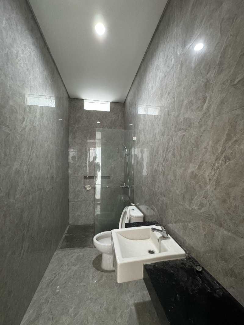 Disewakan Rumah full furnished Bagus di Pelican Hill Citraland Utara Surabaya Barat - Thumbnail 7