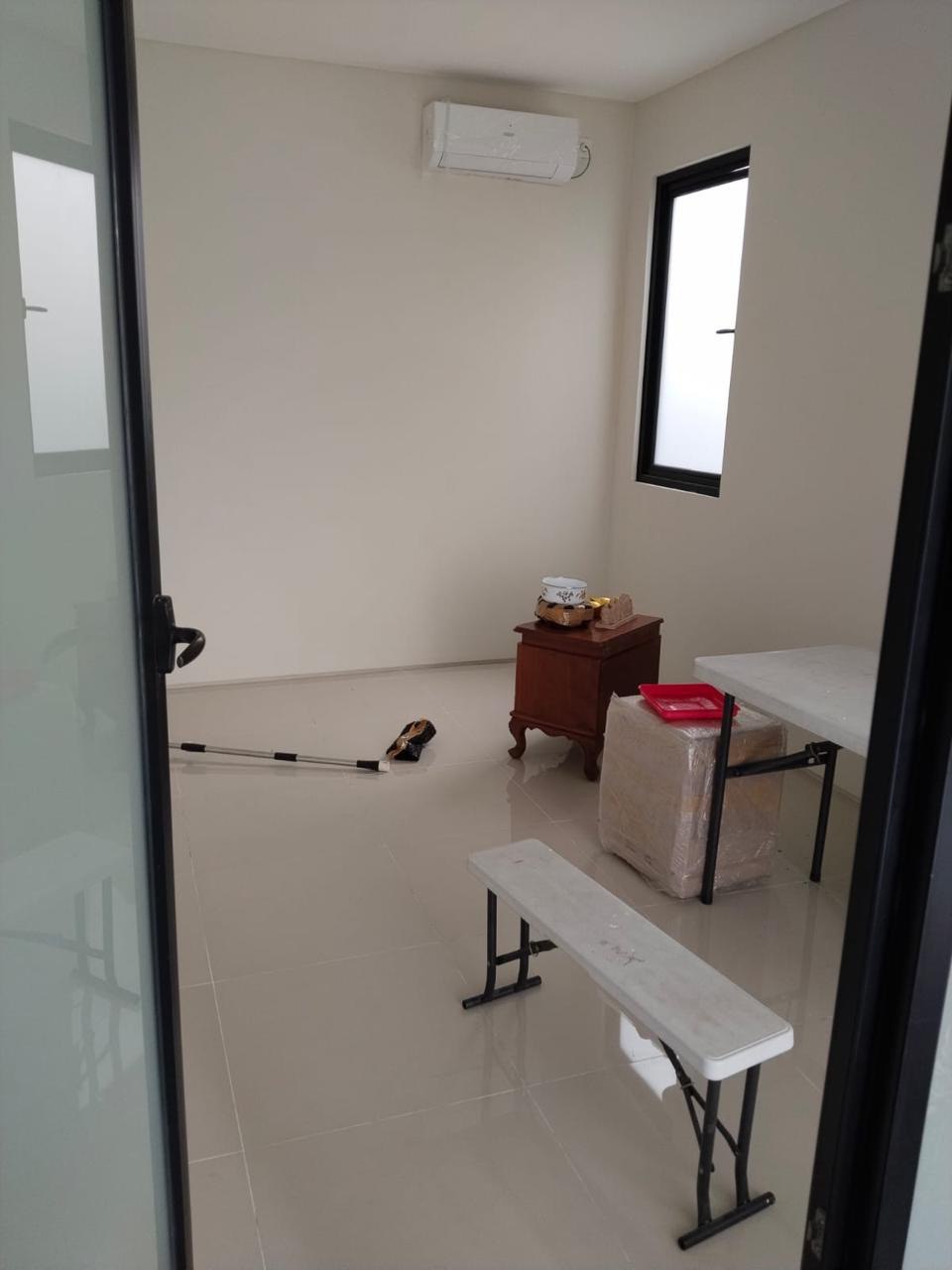 Dijual Rumah Strategis di kawasan Citraland northwest hill Surabaya Barat - Thumbnail 5